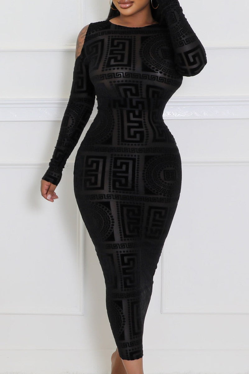 Printed Design Dress Shows Fgure