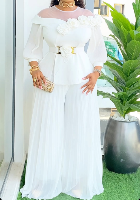 The Elegant 3D Flower 2pc Set