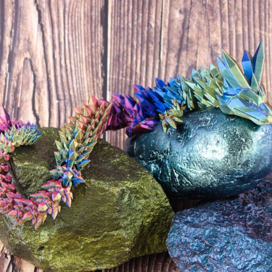 Crystal Dragon movable articulated dragon ，articulated Dragon - desk toy - fidget toy stress ball