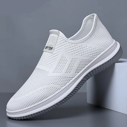 Solid color breathable soft sole sports