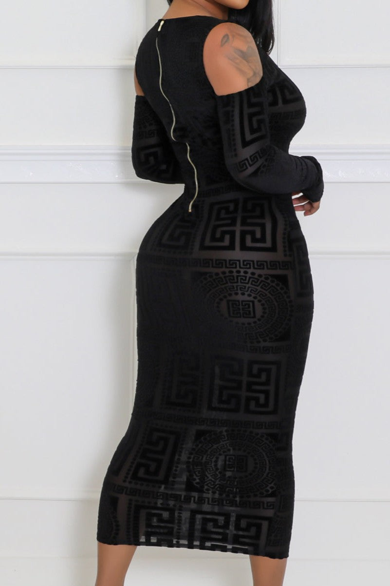 Printed Design Dress Shows Fgure