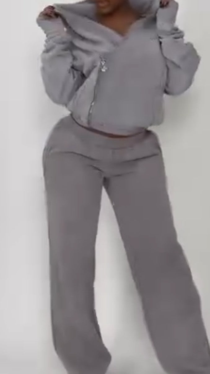 New Autumn Style Sports Suit With Oblique Side Zipper Design