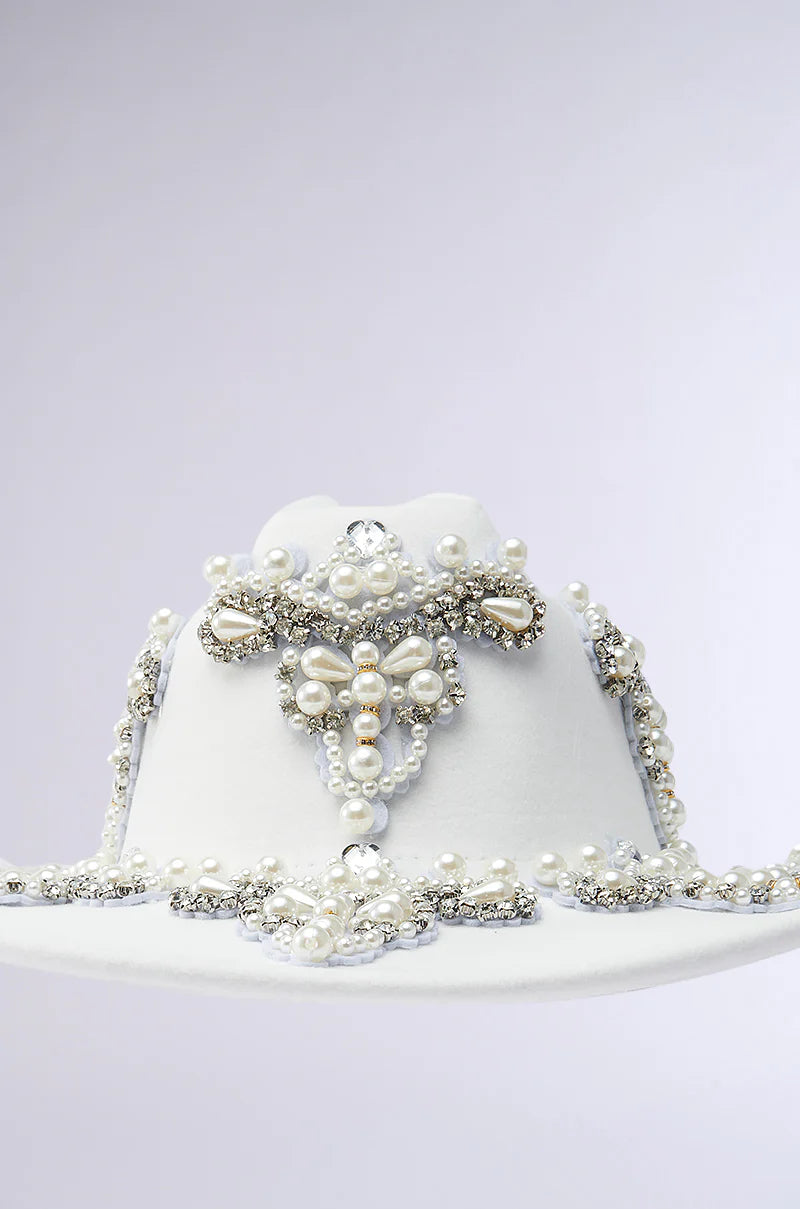 Statement Pearl Hat