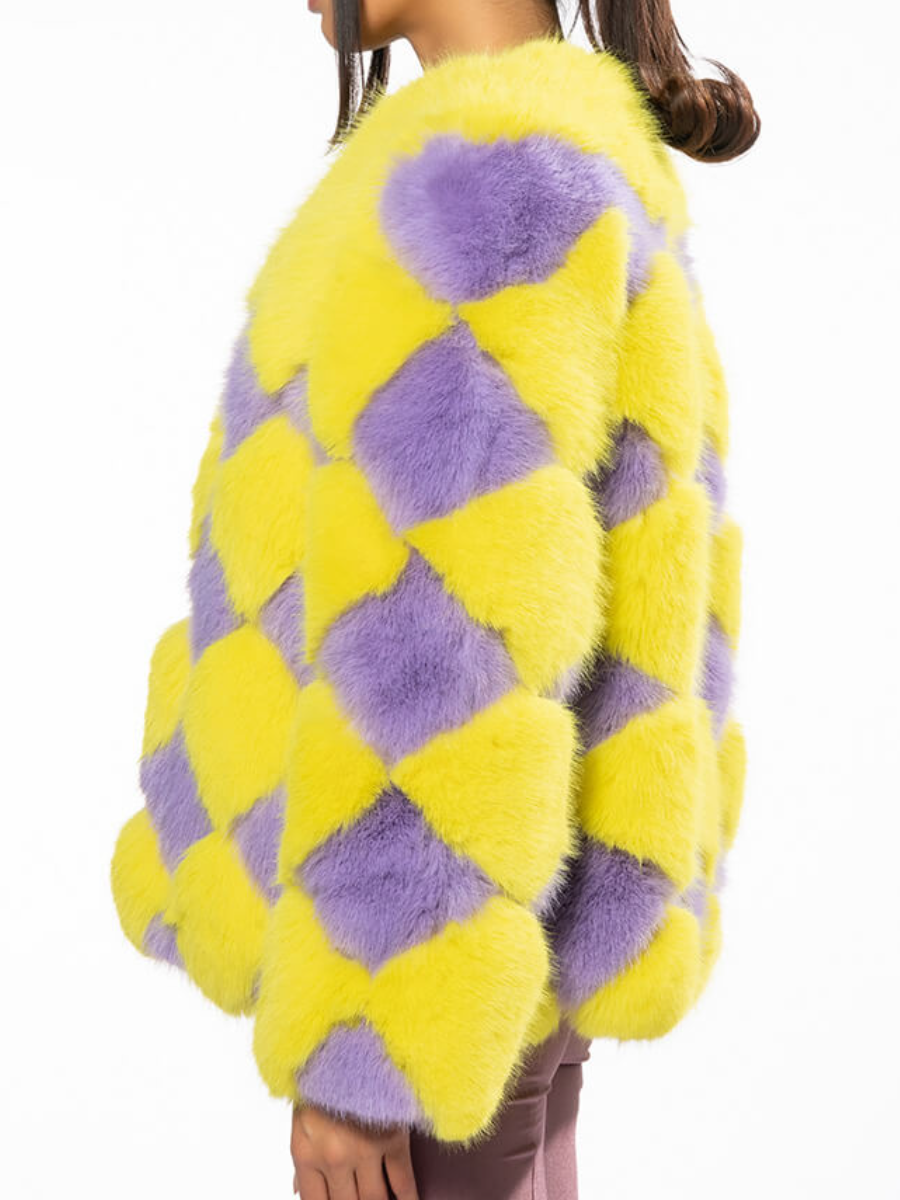 Contrast Faux Fur Coat（Free shipping）