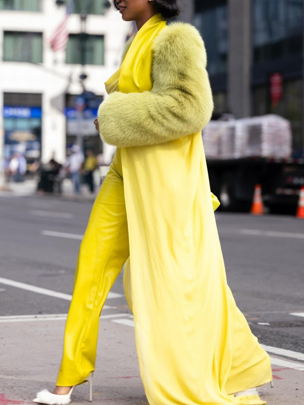Fluorescent Short Fur High Waist