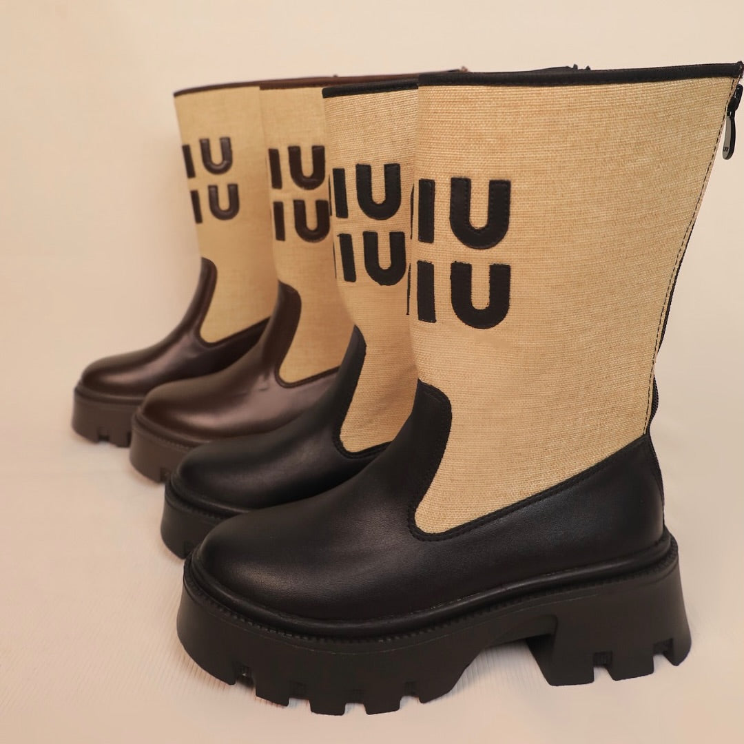 Color-blocked Ankle Boots With English Lettering