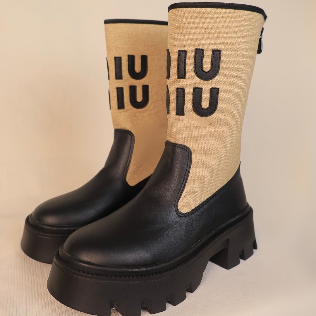 Color-blocked Ankle Boots With English Lettering