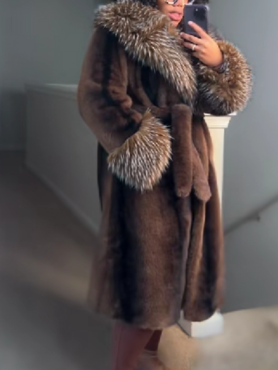 Large Plush Lapel Coat（Free shipping）